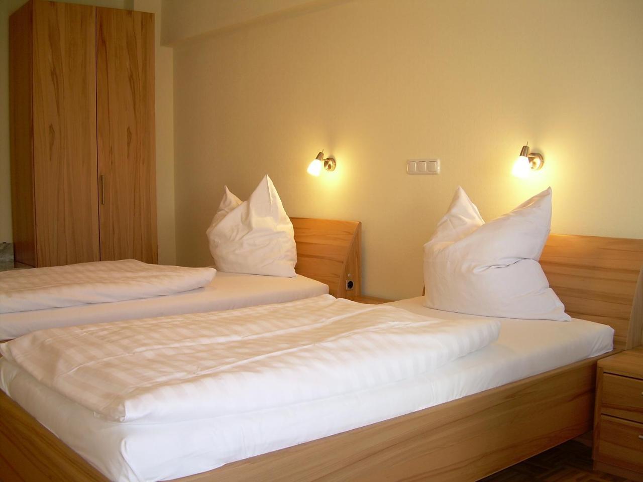 Hotel-Restaurant Saelzerhof Salzkotten Экстерьер фото